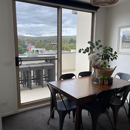 Qbn Cracker: 2Br, 2Ba, 2 Secure B/ Ment Car Parks Apartment Queanbeyan Exterior photo